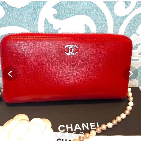 CHANEL caviar skin long wallet red with silver logo comes with COA dustbag & box - Picture 15 of 17